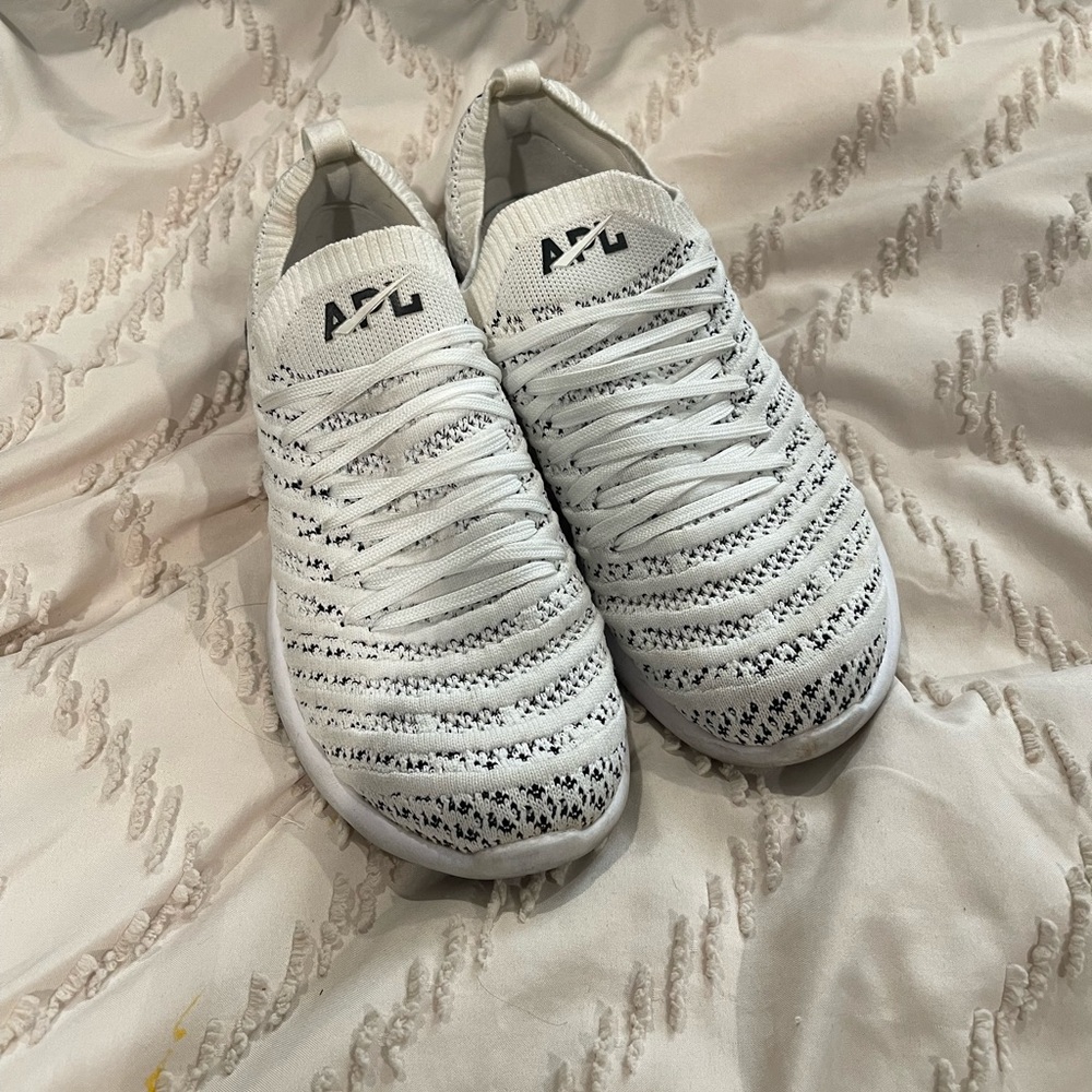 APL tennis shoes